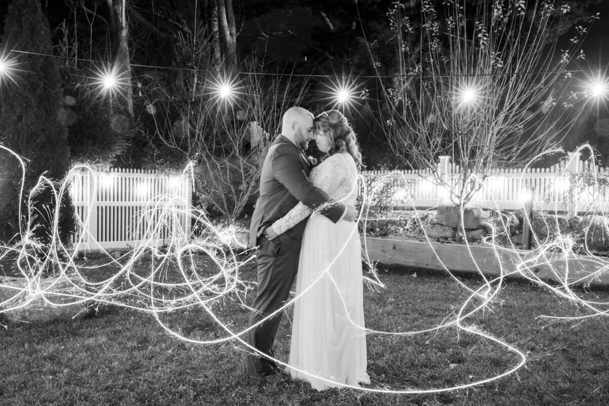 Coachmen's-Lodge-wedding-Kelly-Pomeroy-Photography-Amanda-Jeff-first-look-and-couple--204