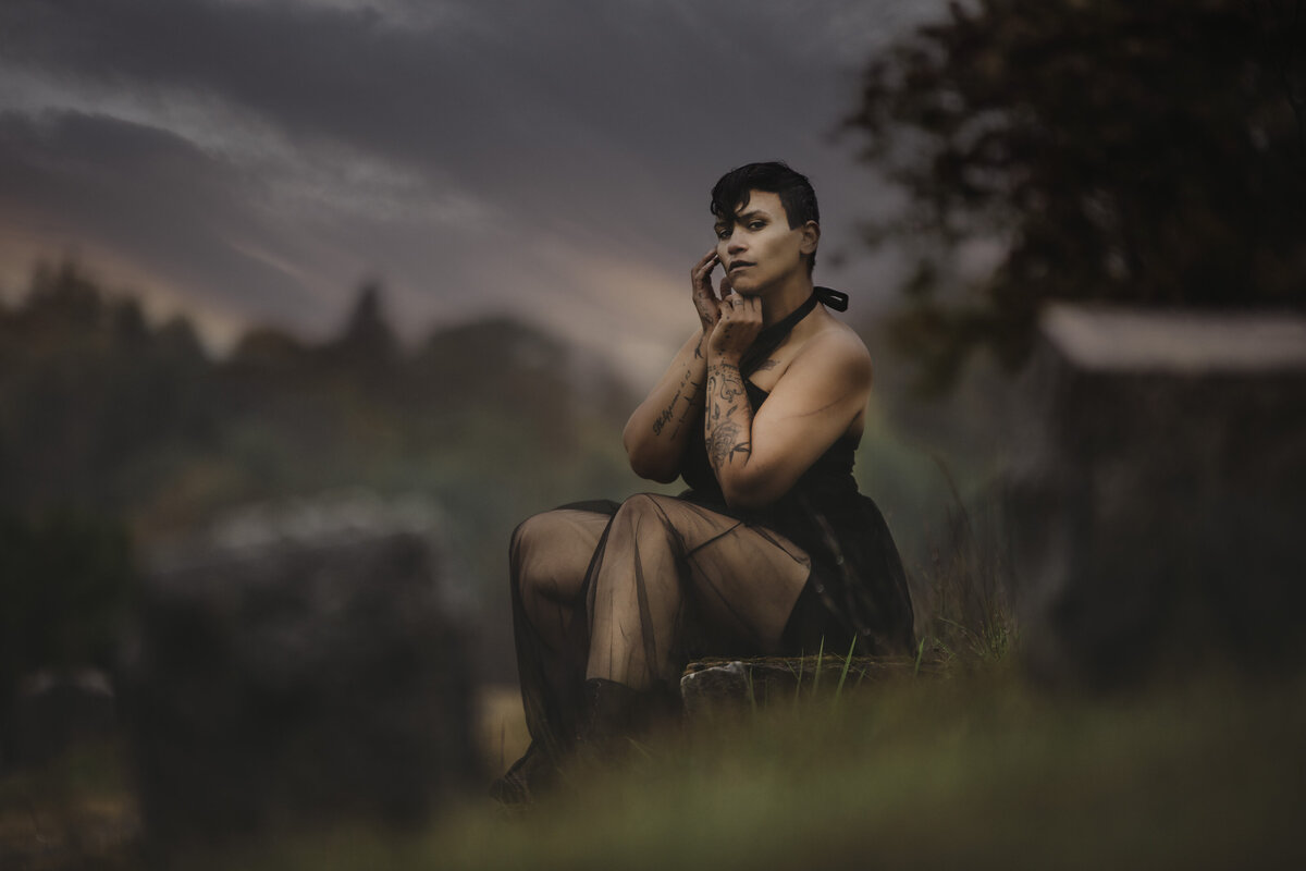 halloween photography in the graveyard