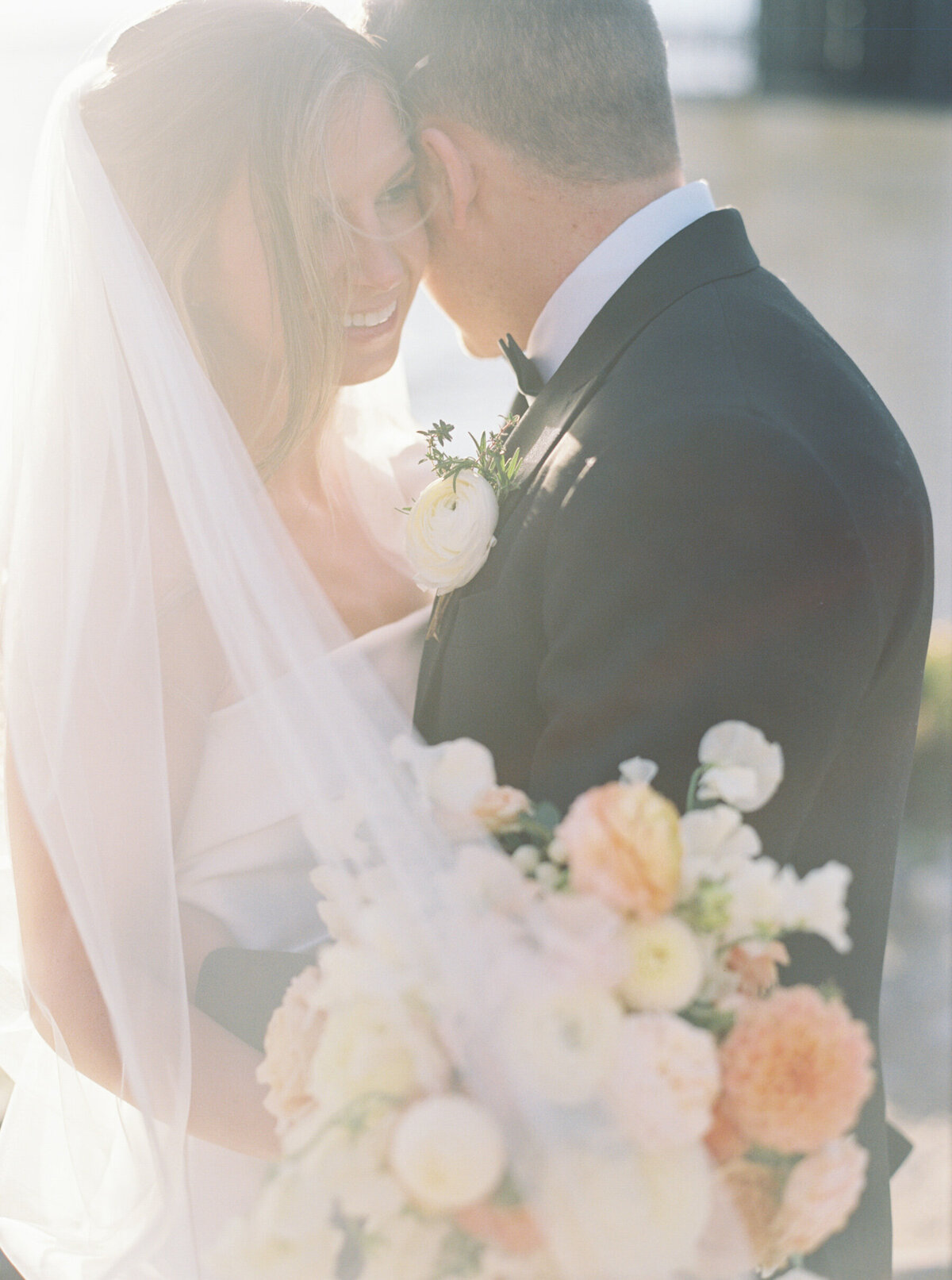 Emily March Photography Wilmington, North Carolina and Destination Wedding Engagement Photographer Heirloom Photography for Memorable Gatherings Light Airy Sentimental Imagery Images Weddings_Castle Hill Inn Wedding - 055