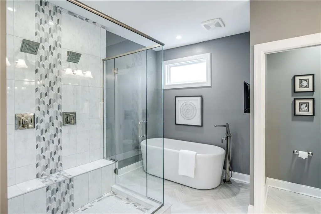 Bright and inviting staged bathroom showcasing functional design for quick home sale