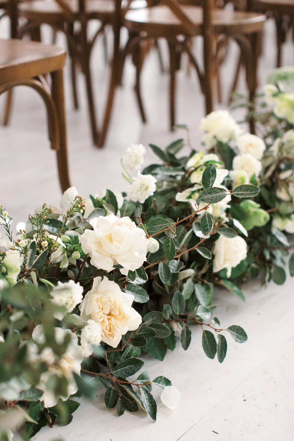 max-owens-design-white-green-flower-wedding-11-aisle