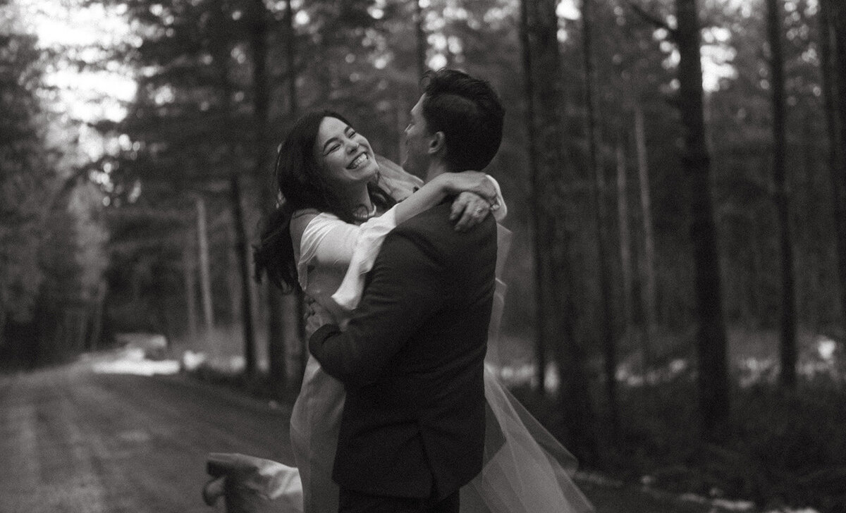 bc-vancouver-island-elopement-photographer-taylor-dawning-photography-forest-winter-boho-vintage-elopement-photos-104