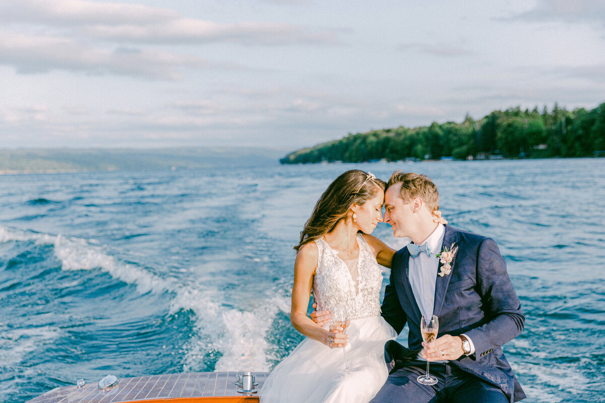 NW_Elegant-skaneatles-lake-intimate-wedding-244*