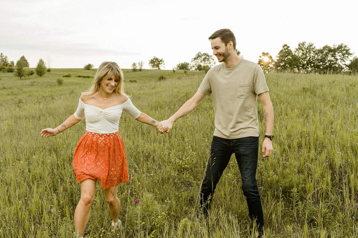 country-cut-flowers-summer-engagement-session-fun-romantic-indie-movie-wanderlust-344