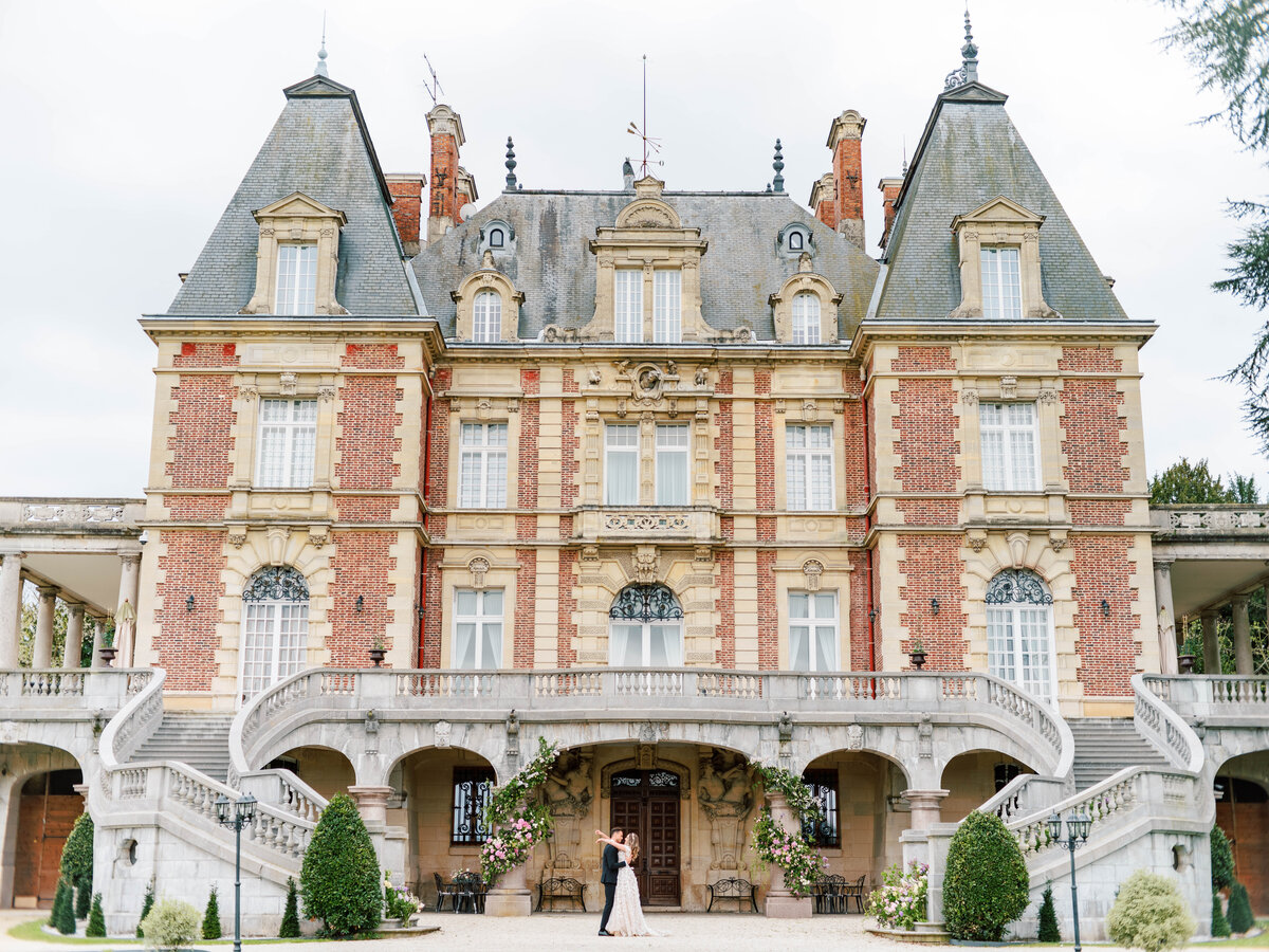 Arika Jordan Photography Chateau Boffemont Paris France Wedding Photographer-215