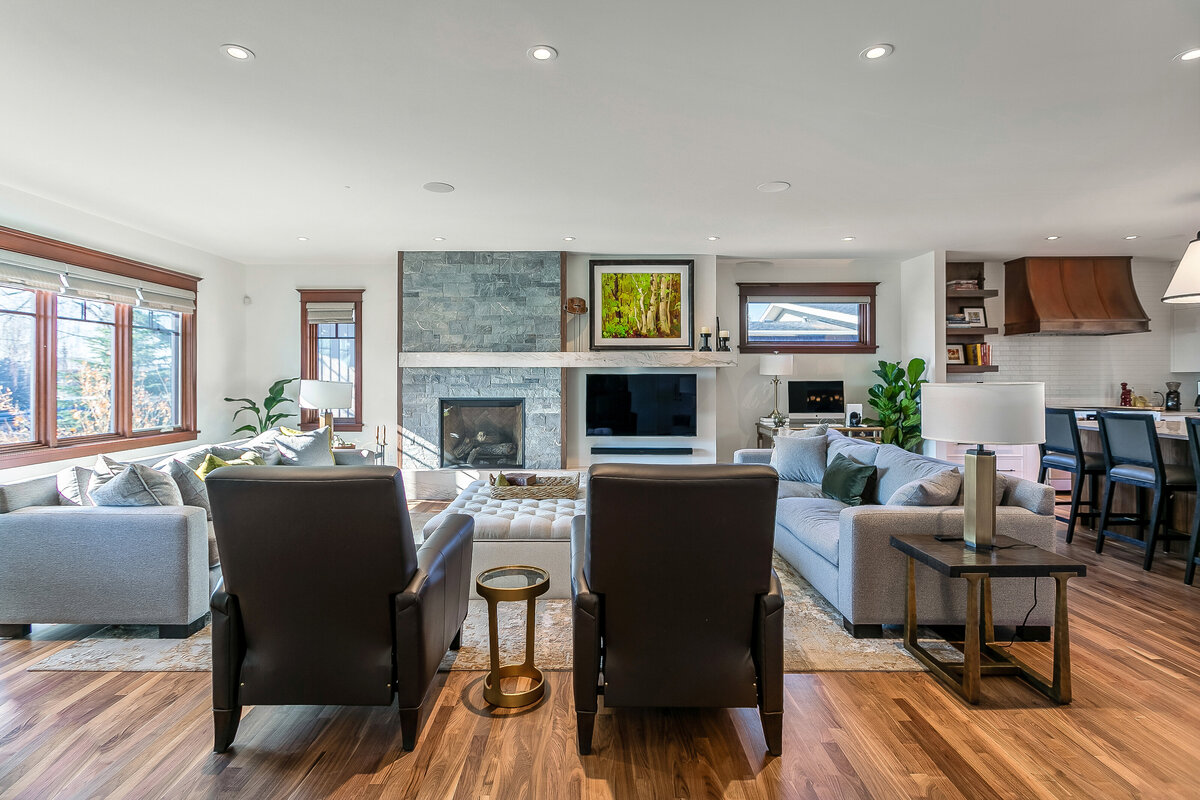 4719 CHARLES DR-4715-HDR