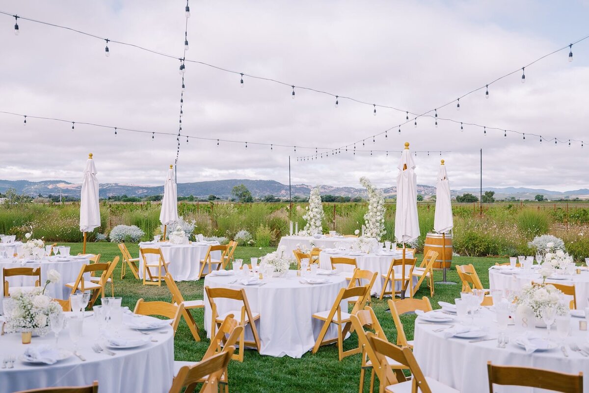 white-outdoor-wedding-reception