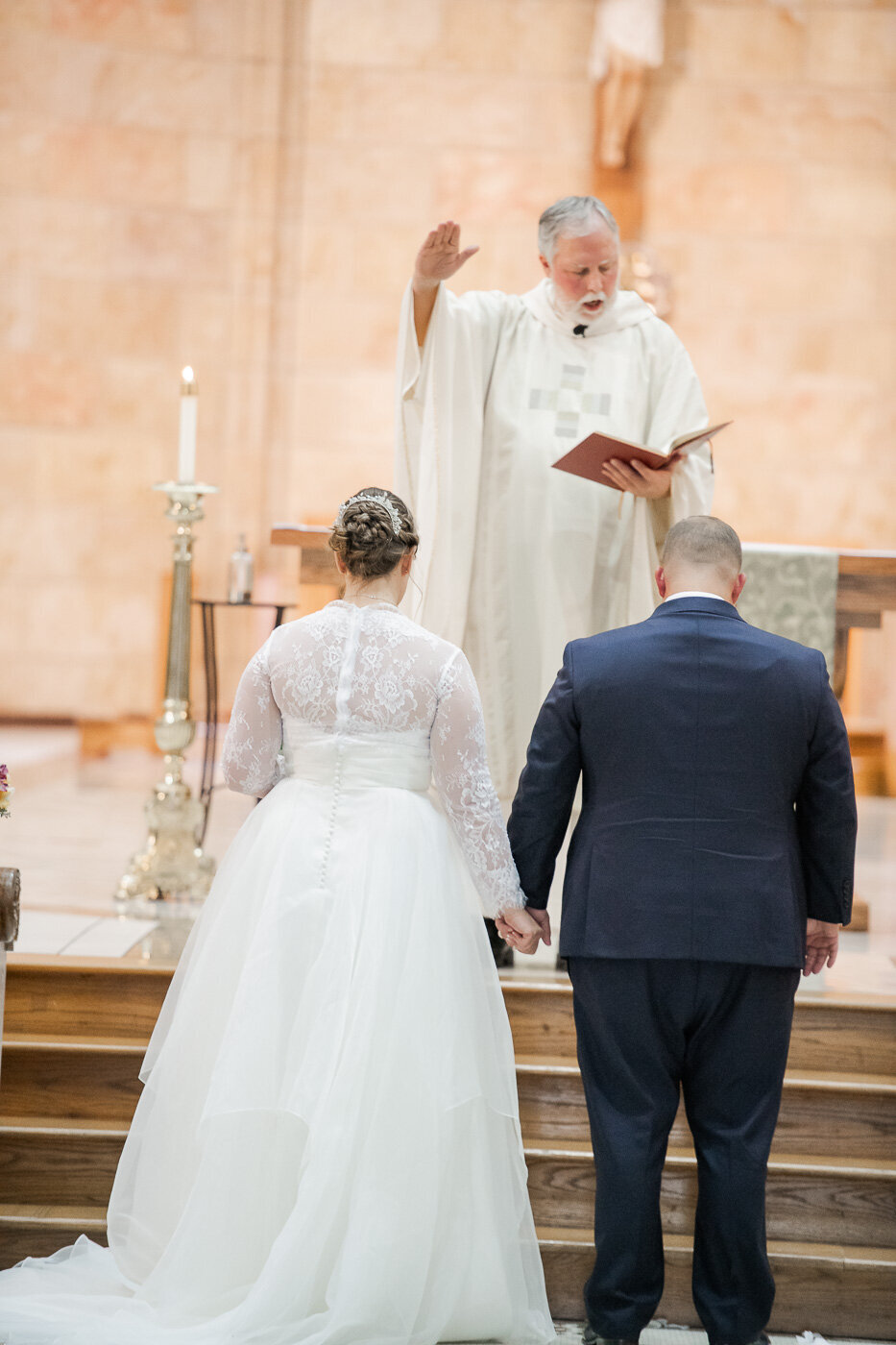 catholic-wedding-fall-indianapolis-indiana-st-marys-catholic-church-28