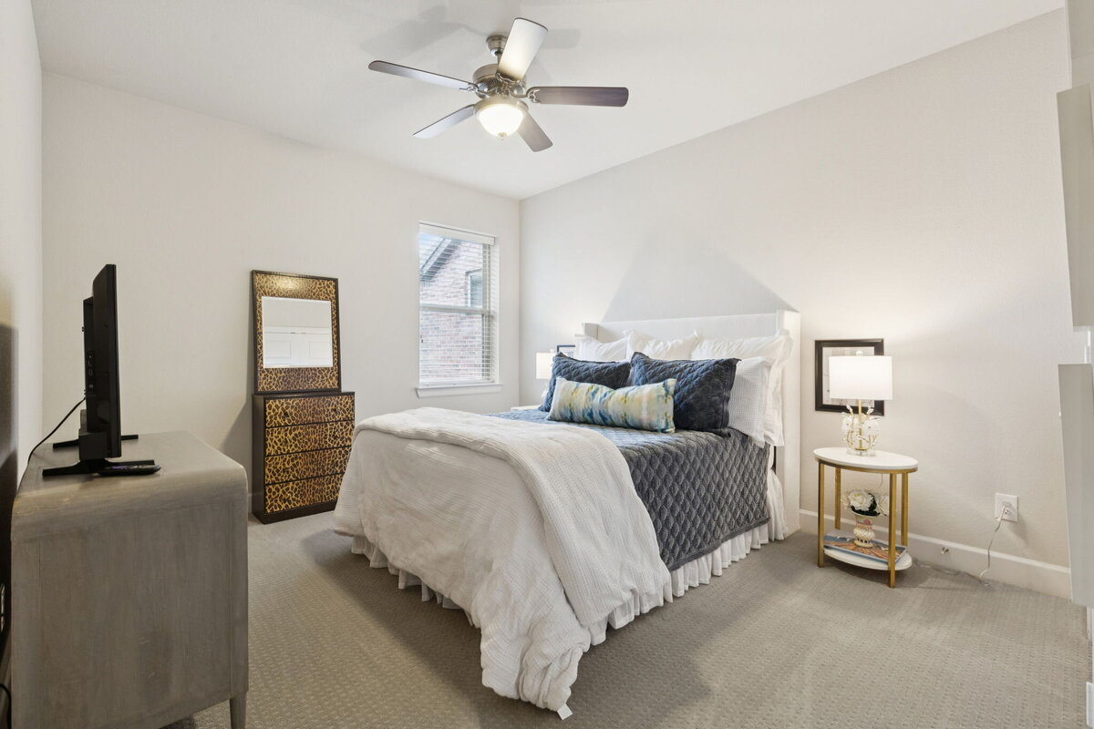 23-8643Thorbrush_023