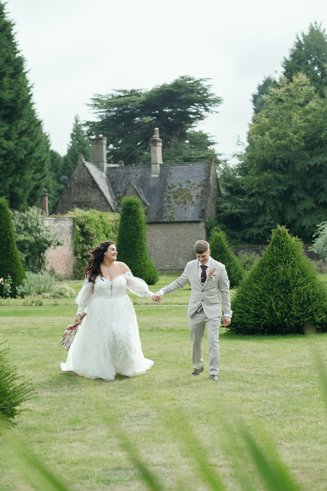 Romantic Nottingham Wedding at Newstead Abbey - Timeless Love in a Historic Setting-117