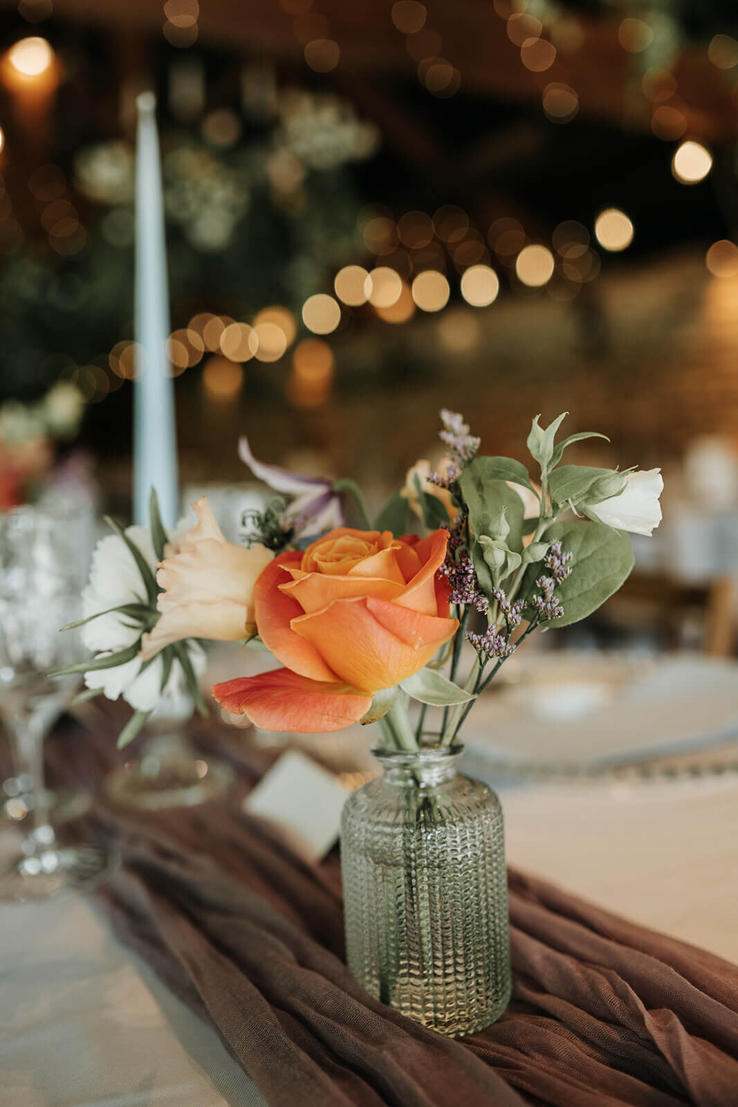 Issy-and-Bella-Floral-Design-Wedding-Florist-Herefordshire-Dewsall-Court-S-J32