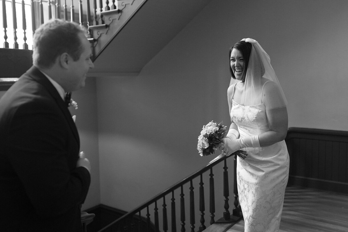First look of Fort Worth courthouse elopement couple.