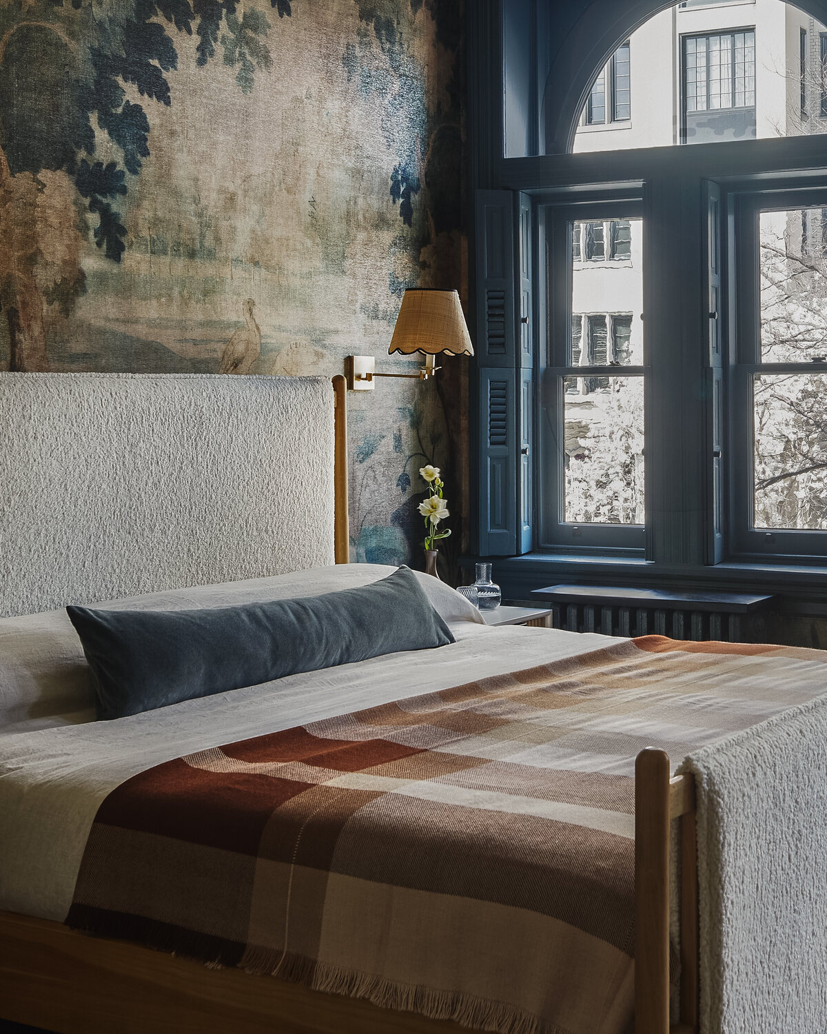 Logan Circle-Primary Bedroom-Sanabria