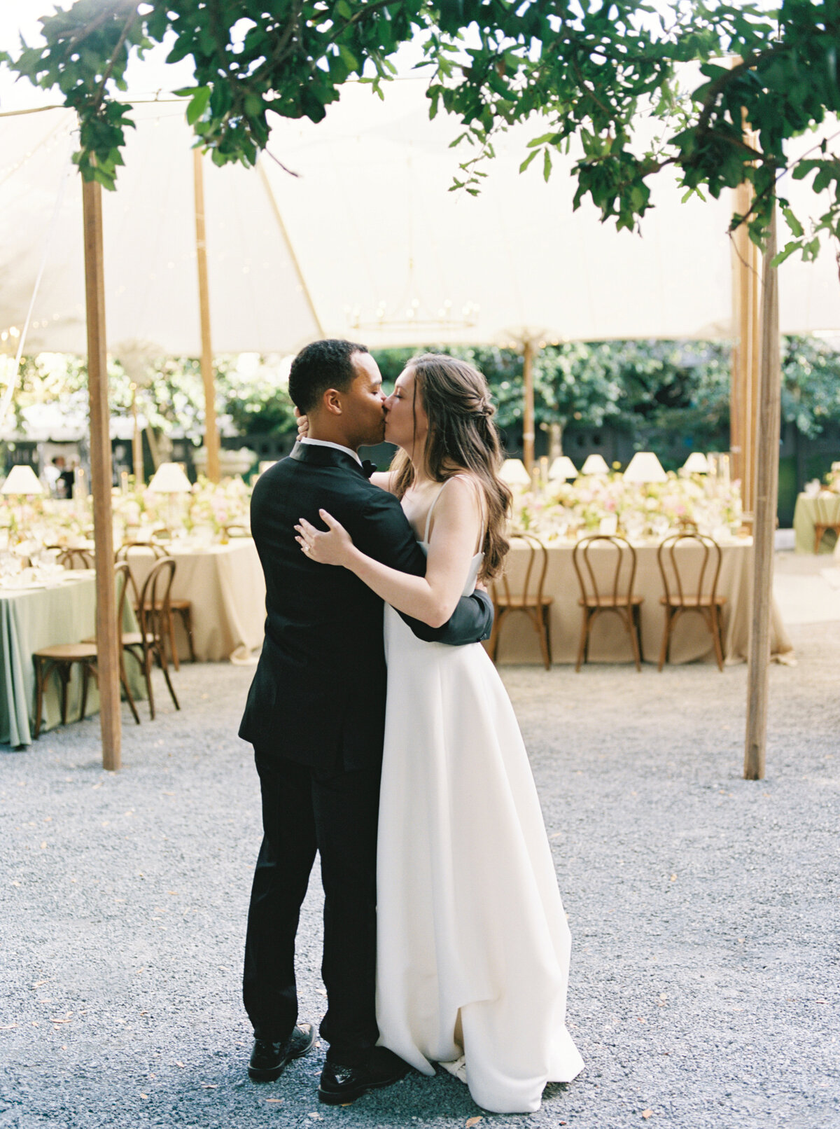 Lizzie Baker Photo _ Gibbes Museum Wedding _ Charleston Wedding Photographer _ Lowcountry Wedding _ Charleston Tented Wedding-99