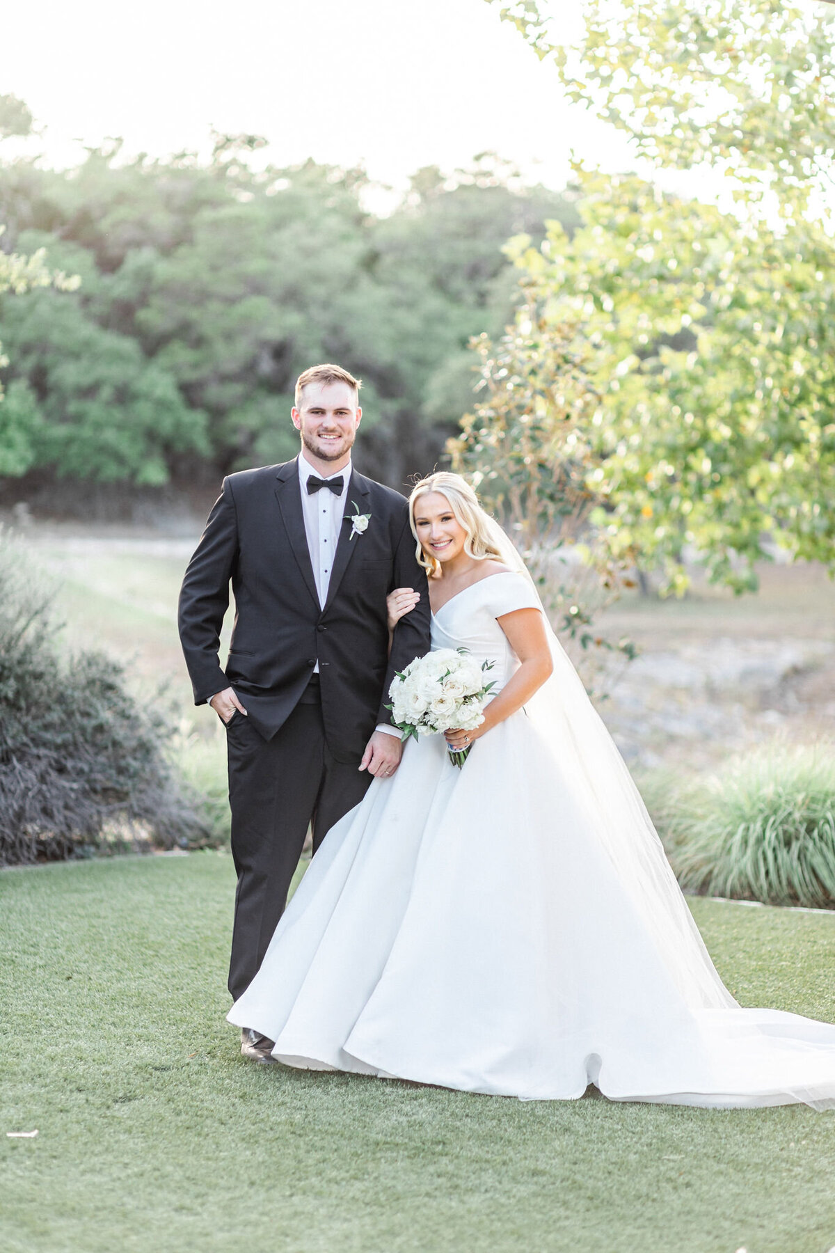 Kendall-Point-wedding-boerne-austin-san-antonio-photographer-elegant-timeless-refined-luxury-colorful-photography-15