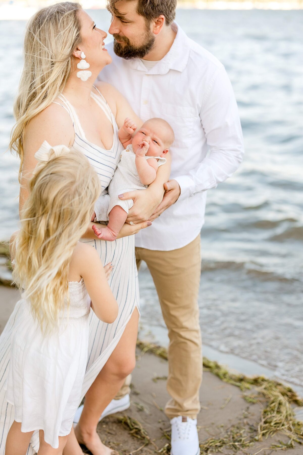 newborn-photographer-near-minneapolis-best-of-mn-alexandra-robyn_0001