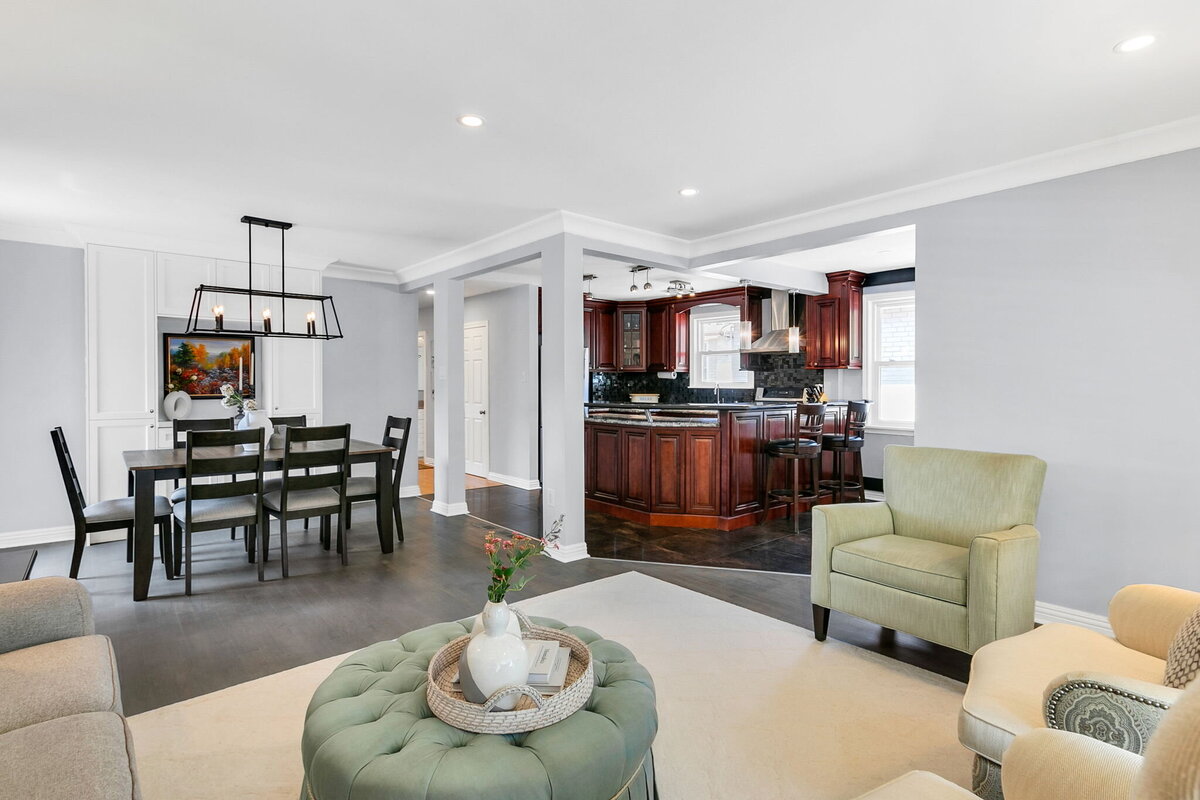 10-web-or-mls-8_004_Living Room