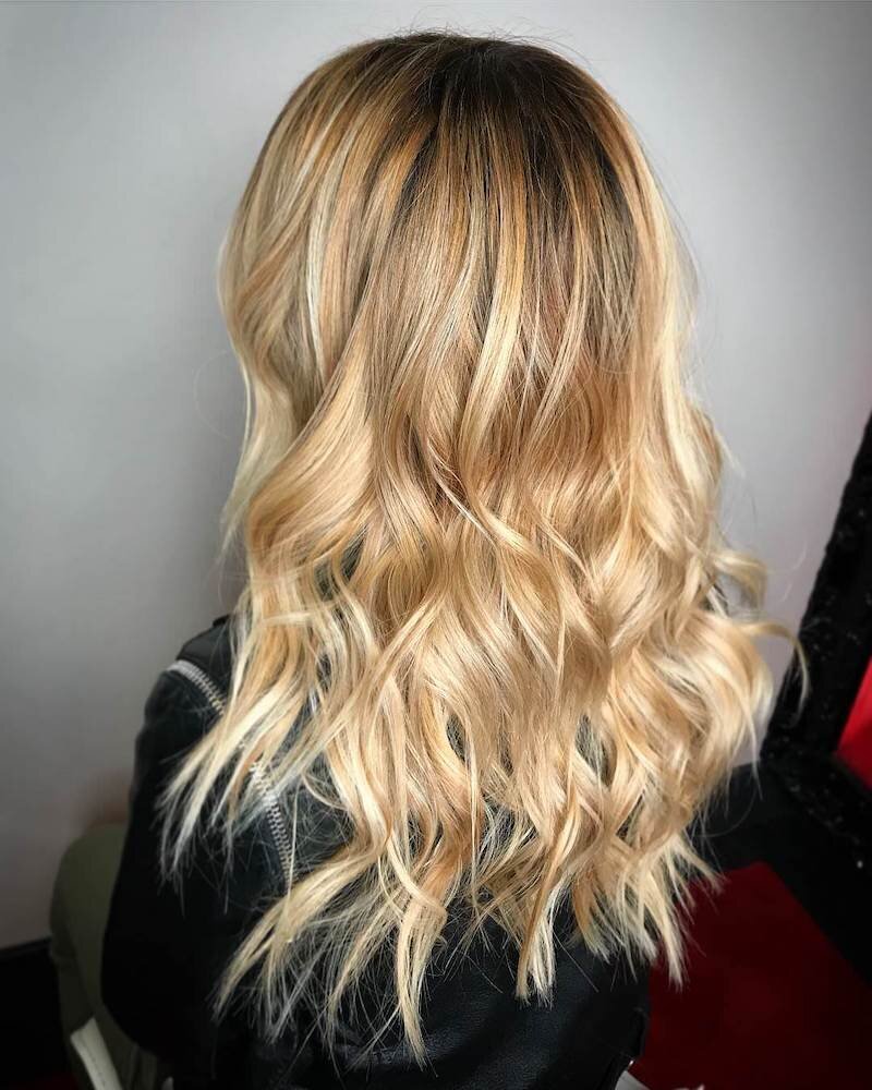 las-vegas-summerlin-hair-stylist-dark-roots-blonde