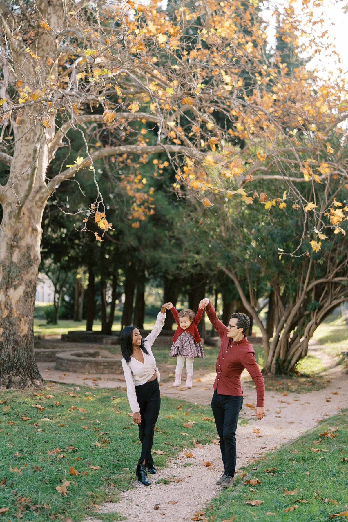 Family 2500px-1067