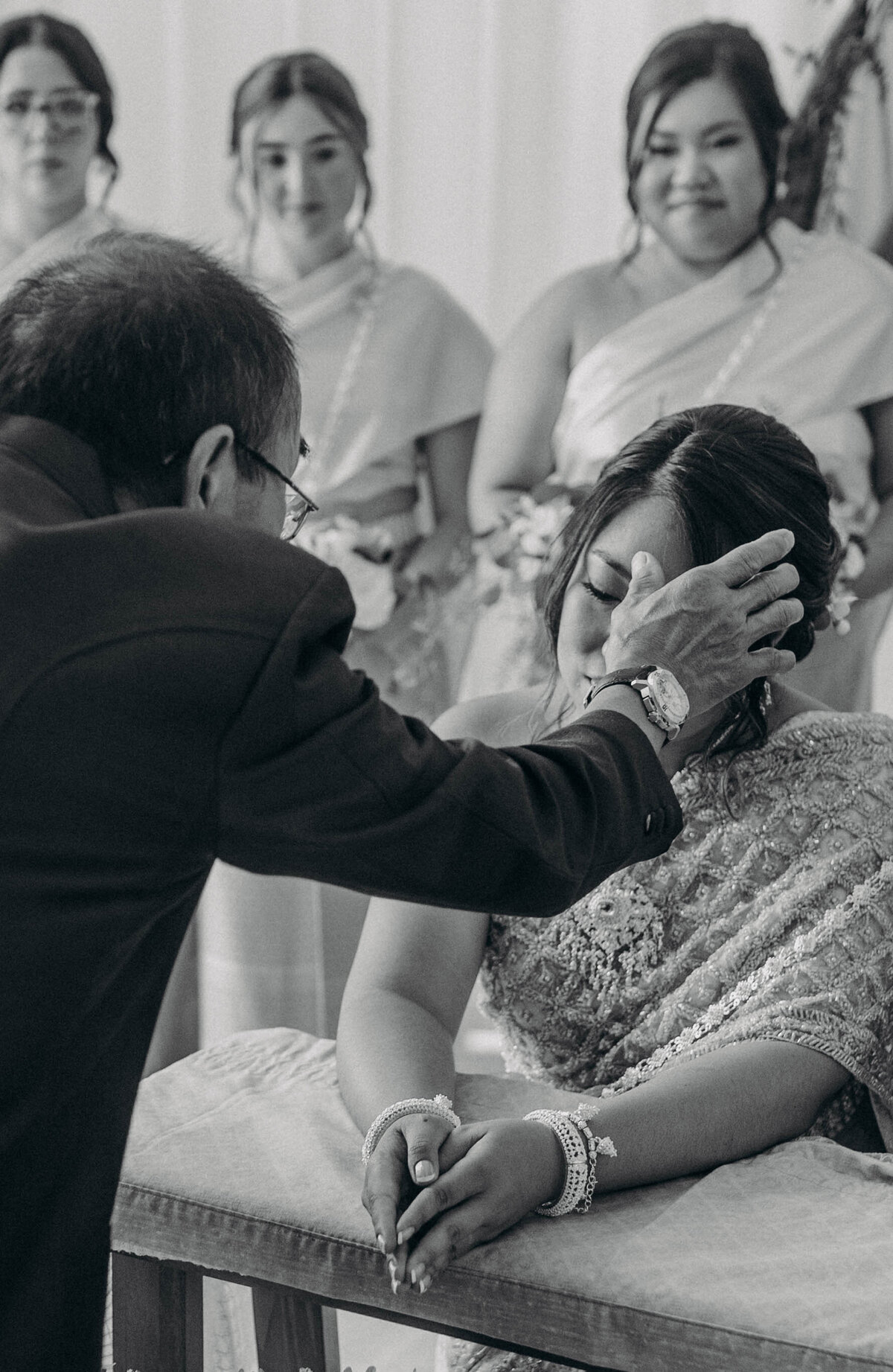 thai and laos wedding ceremony