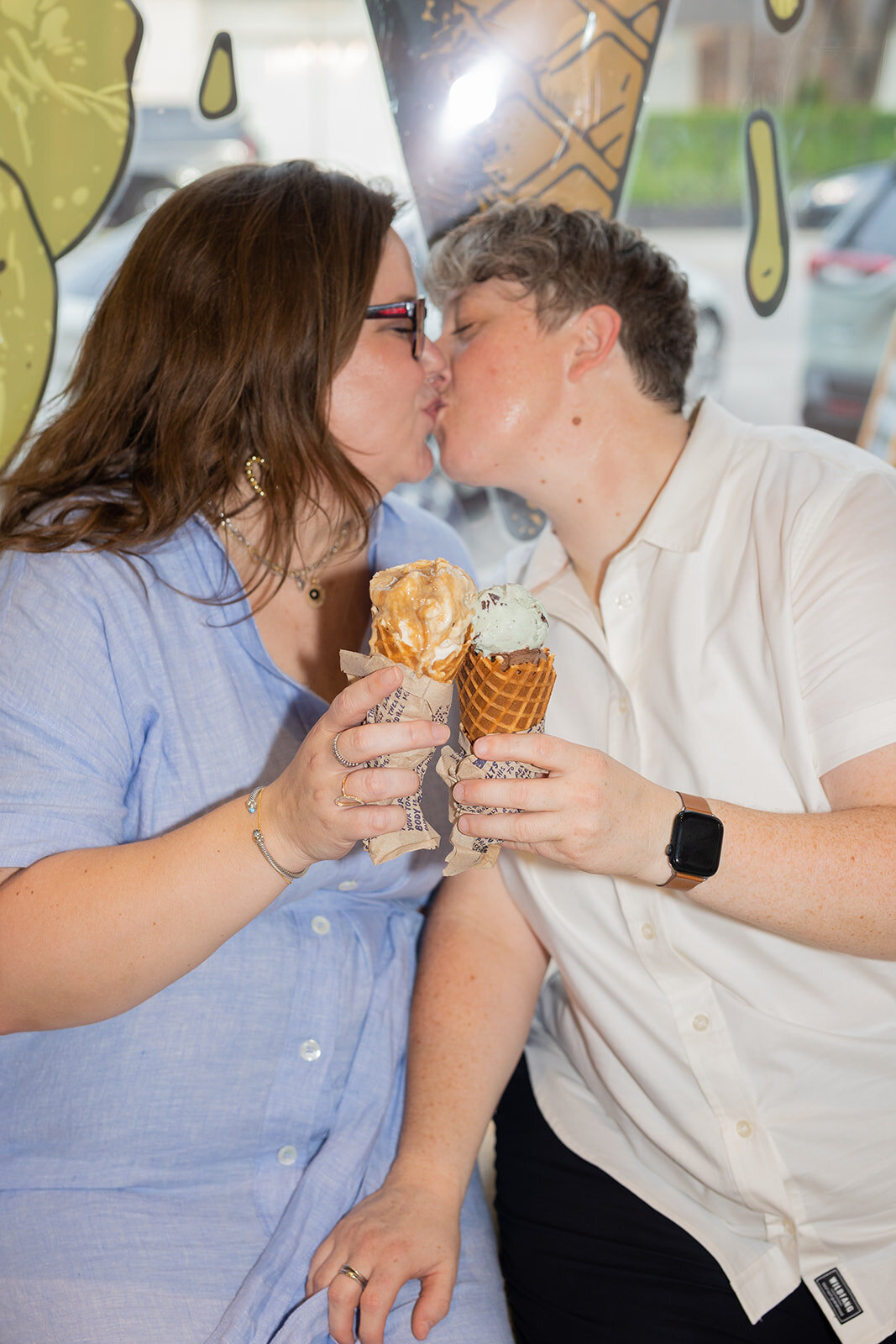 south_congress_colorful_engagement_photos10