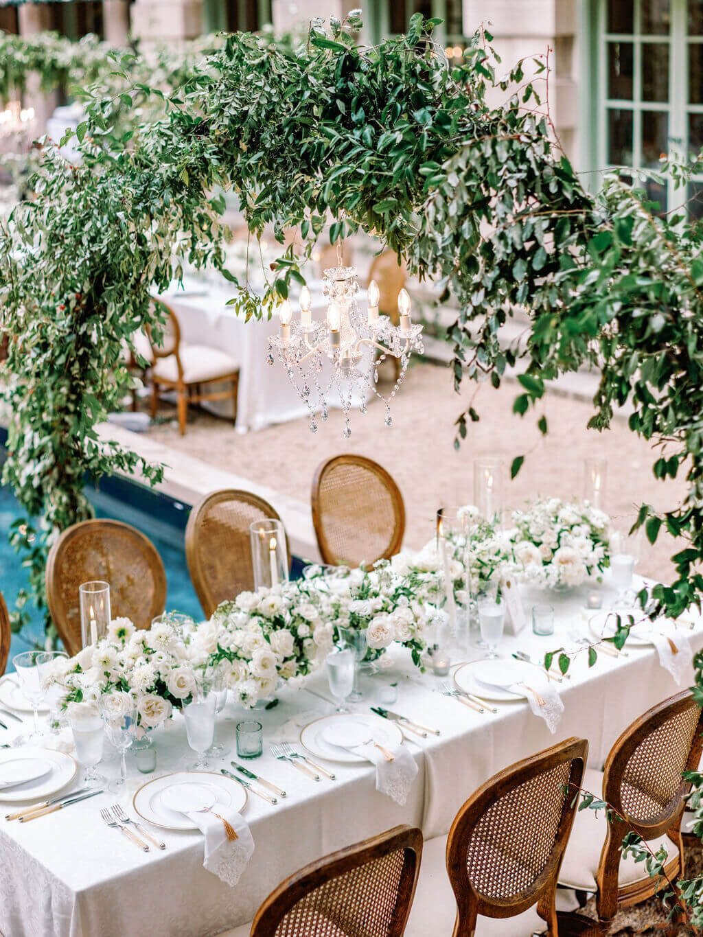 carolina-tyler-outdoor-summer-wedding-reception-springvale-floral