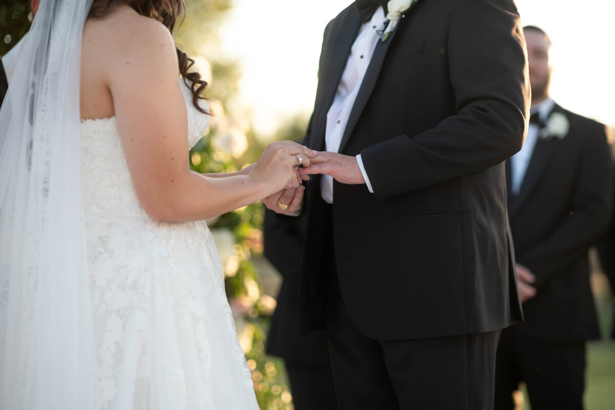 Liselotte & Scott_Ceremony-195