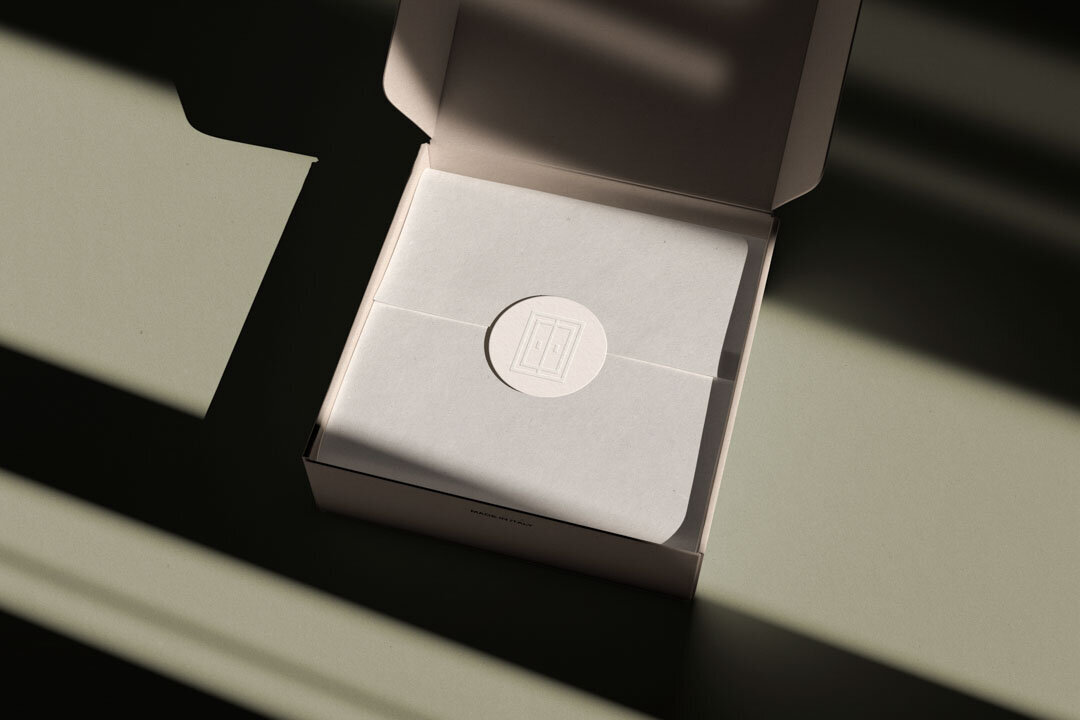 launch-graphics-the-wardrobe