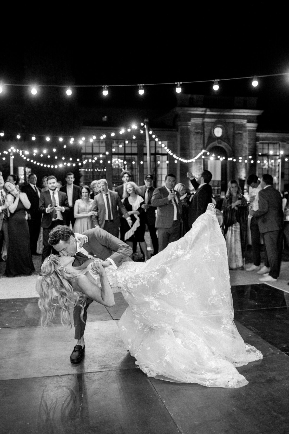 Maïlys Fortune Photography Husband Wife Wedding Weddings Photography France Switzerland Italy Timeless Dreamy Imagery Bilingual French English Destination Weddings Destination Wedding Provence French Riviera Paris Lake Como Tuscany102