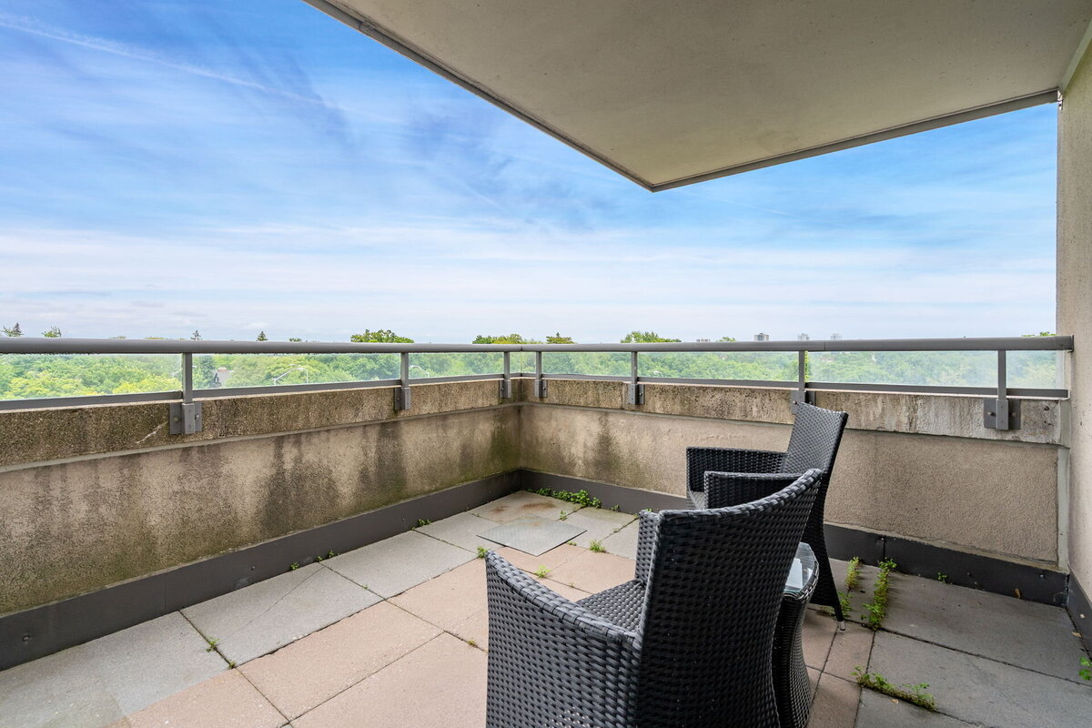 70-web-or-mls-47_001_Balcony