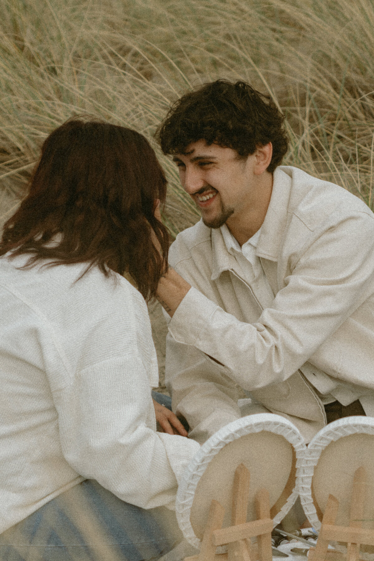 cannon beach - oregon documentary storytelling - couples sunset photos-36