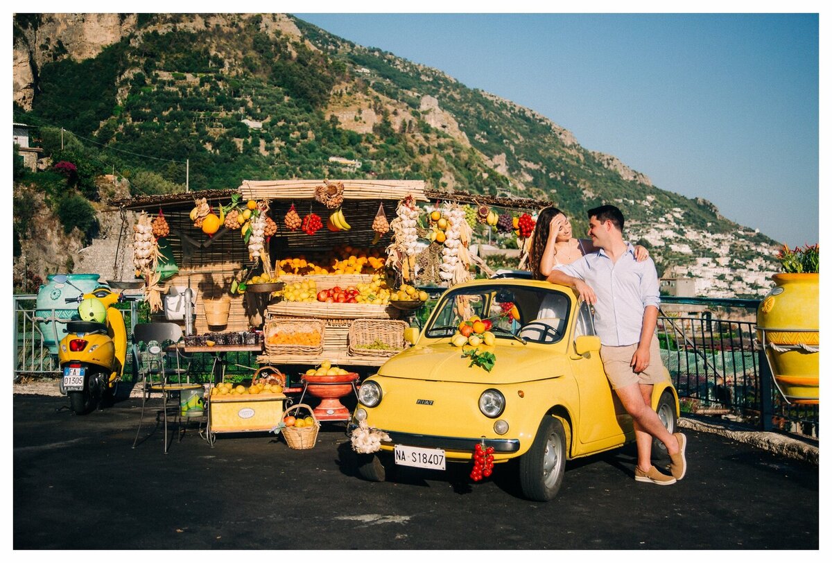Positano-Amalfi-Coast-Vintage-Car-Vespa-Photographer-Couple_0147