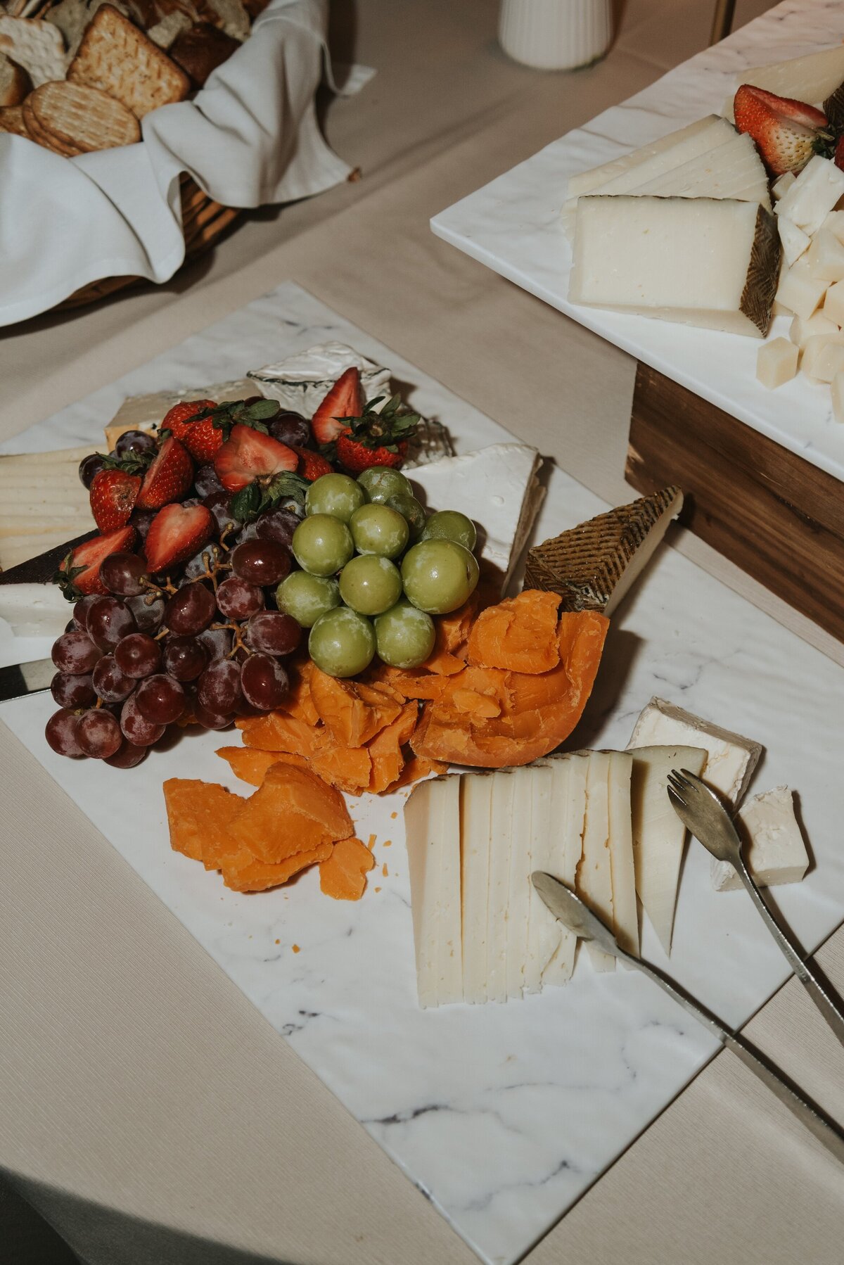 Faye-Fern-Creative-MariaBLung-Meg-Brandon-New-York-Athletic-Club-St-Patricks-Cathedral-Wedding-Cocktail-Hour-Details-18