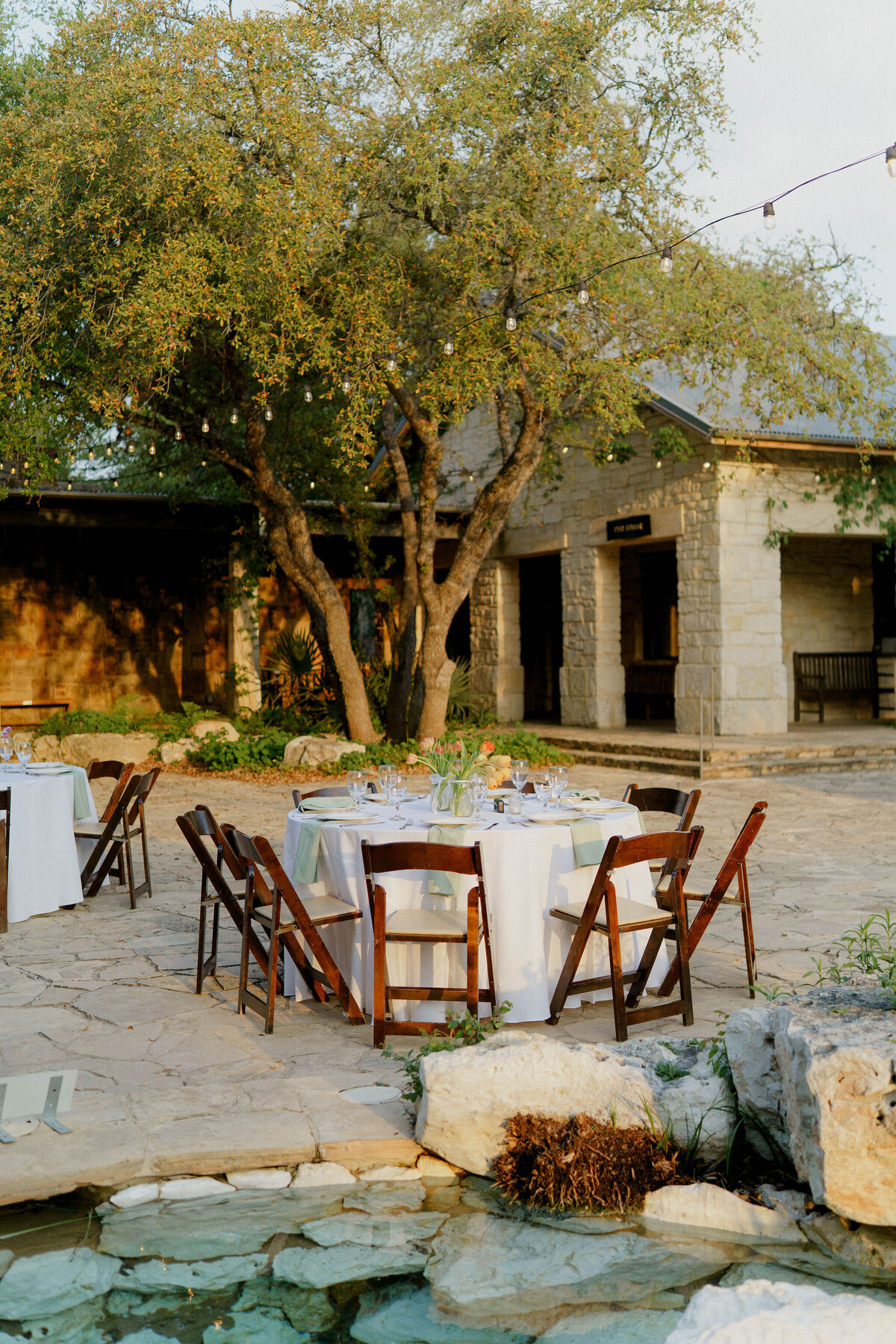 Esme&JacobWeddingPhotos_Previews_AustinWeddingPhotographer_HereafterFilms-53