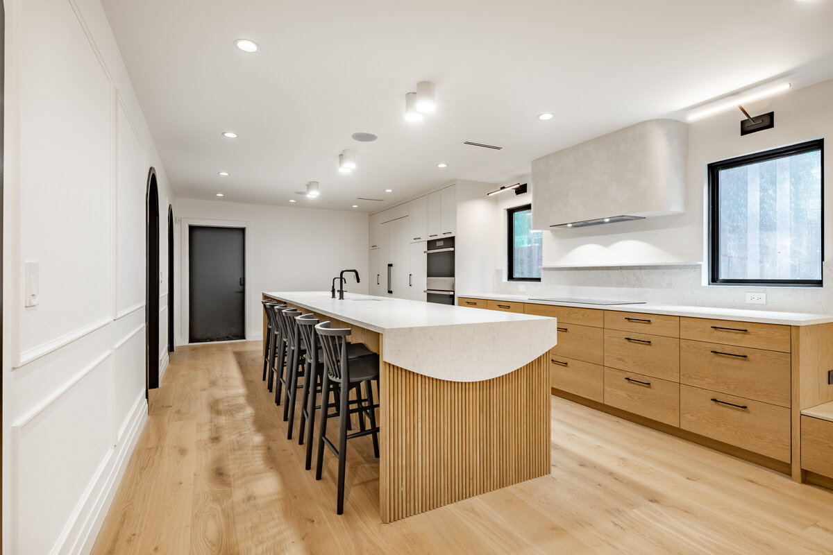 112 E 19th Ave-10