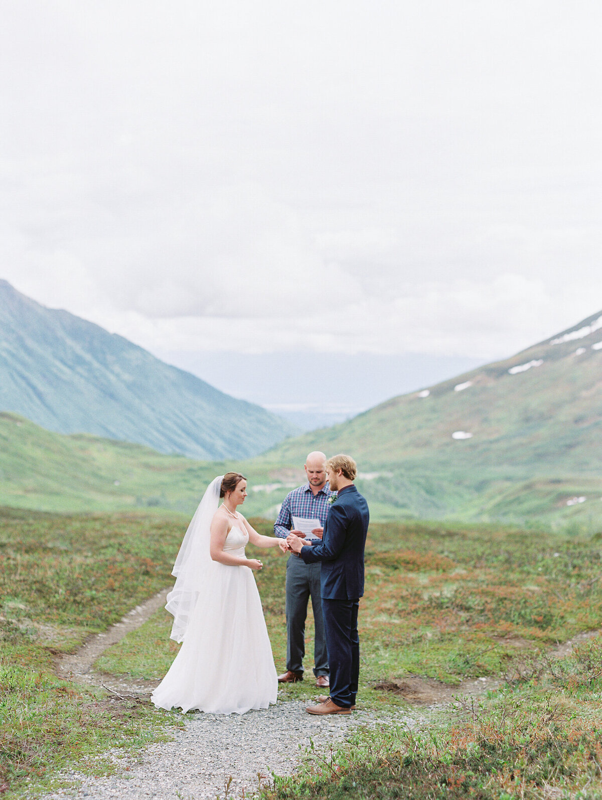 Hatcher Pass elopement photographer