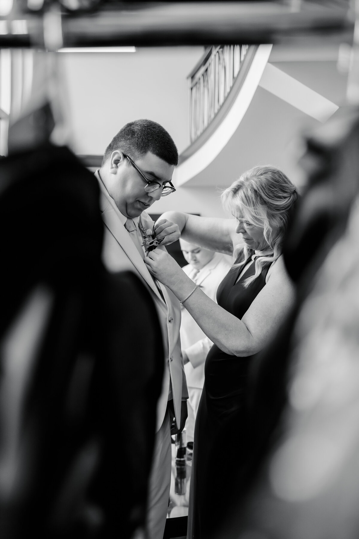 kasia-sickau-photography-wedding-photographer-hannah-and-TJ-the-grand-ballroom-covington-ky-40