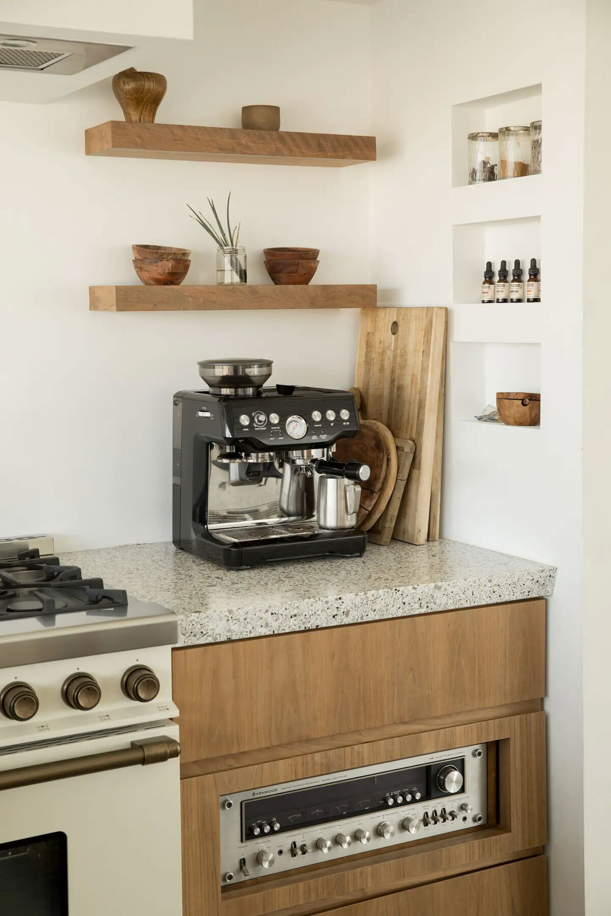 le-chacuel-airbnb-espresso-kitchen