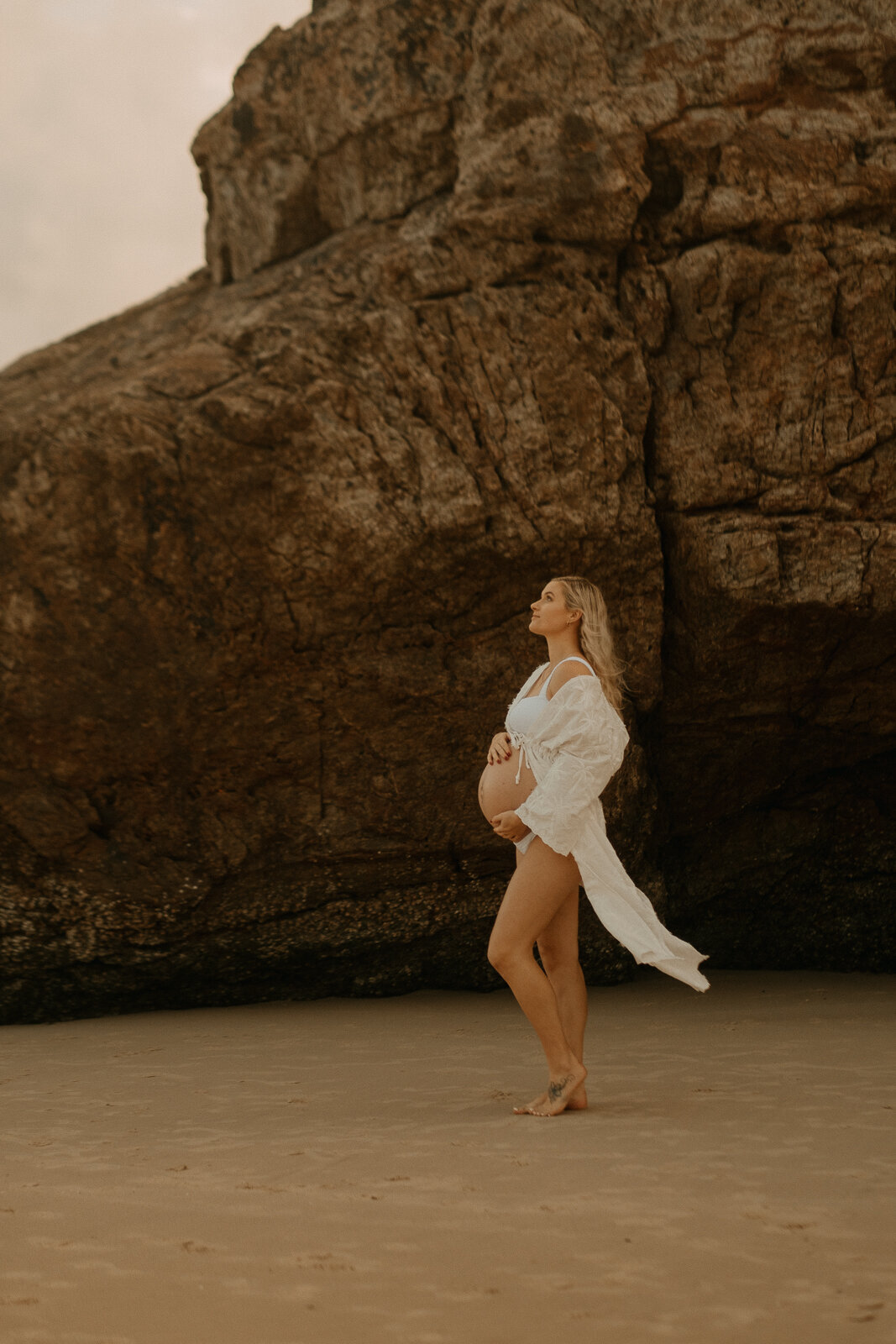 Got you babe gold coast brisbane family photographer. beach motherhood, maternity photoshoot Brisbane. Candid, film edit, warm, moody raw, real, photography-2