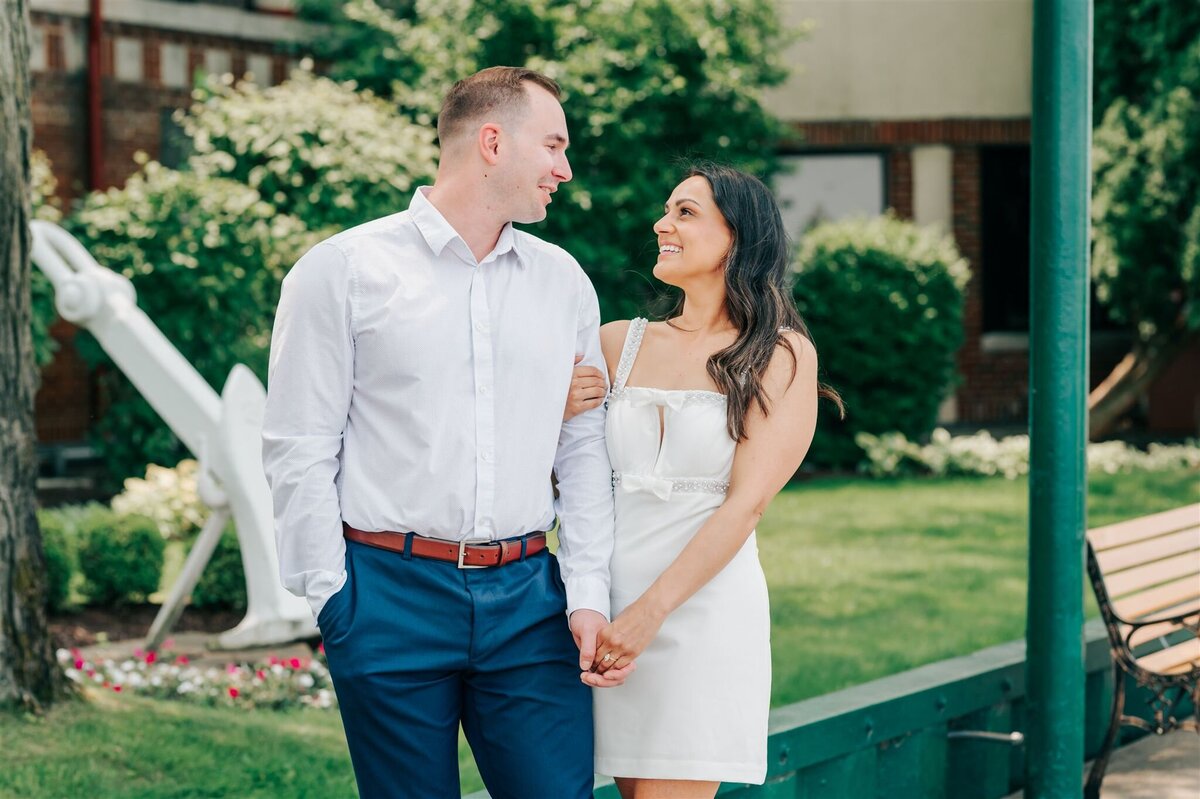 DETROIT-WEDDING-PHOTOGRAPHER-CAPTURED-BY-KELSEY-YACHT-CLUB-ENGAGEMENT-EA-26_websize