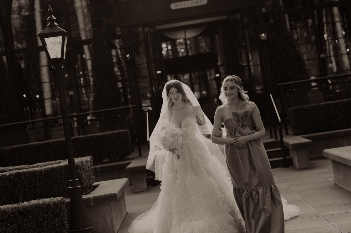Bride gets walked down aisle by best friend