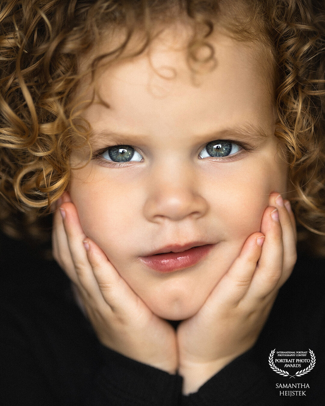 custom_logo_SAMANTHA_HEIJSTEK-netherlands-HnxPlb-113collection-portraitphotoawards