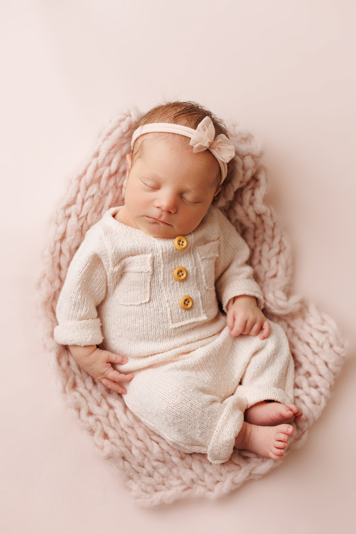 newborn-girl-pink-outfit