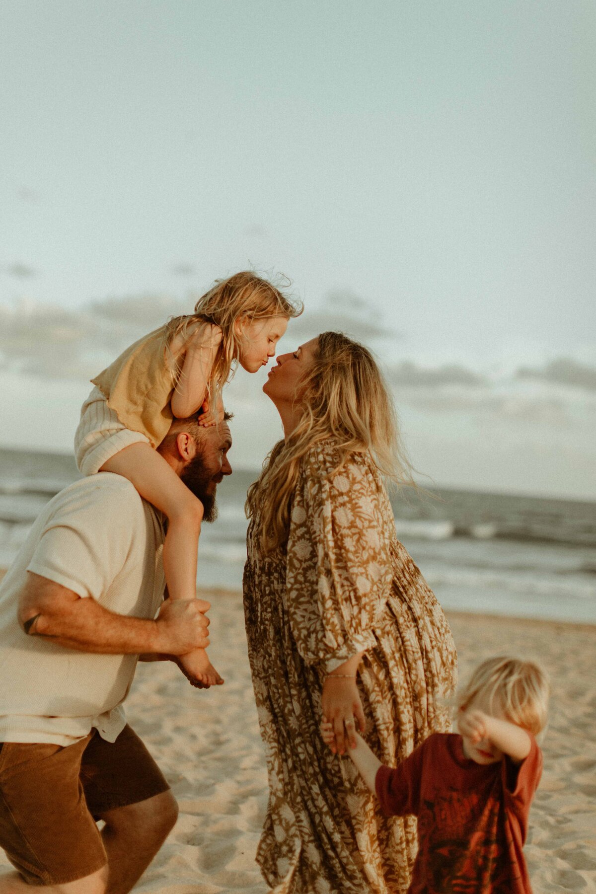 emmawandphotography_bundneena_kurnell_motherhood_sutherlandshirephotographer_cronullaphotographer_motherhood_sydneymotherhoodphotographer_royalnationalpark_familyphotographer_sutherlandshirefamilyphotographer_cronullafamilyphotographer_beachshoot_beachfamilysession_vanlife_urbanfamilyphotographer