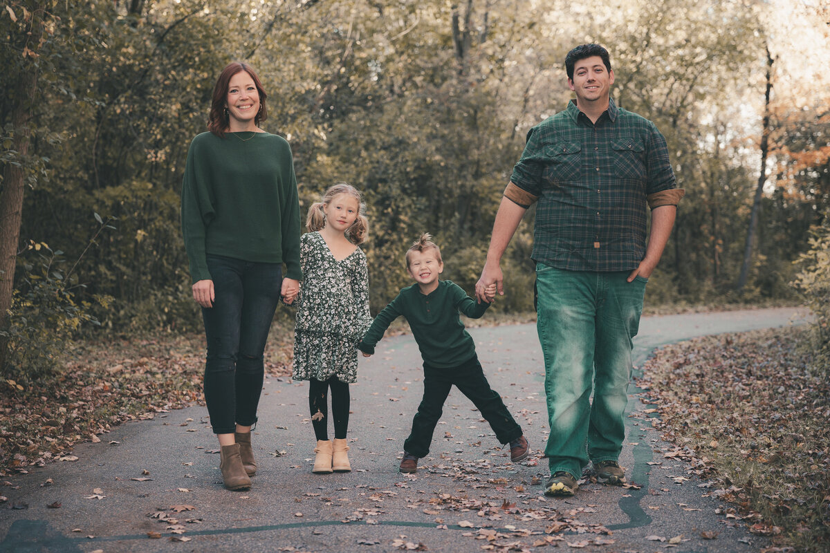 Beautiful family  photos taken at bicentennial Park in Genesee County, MI 