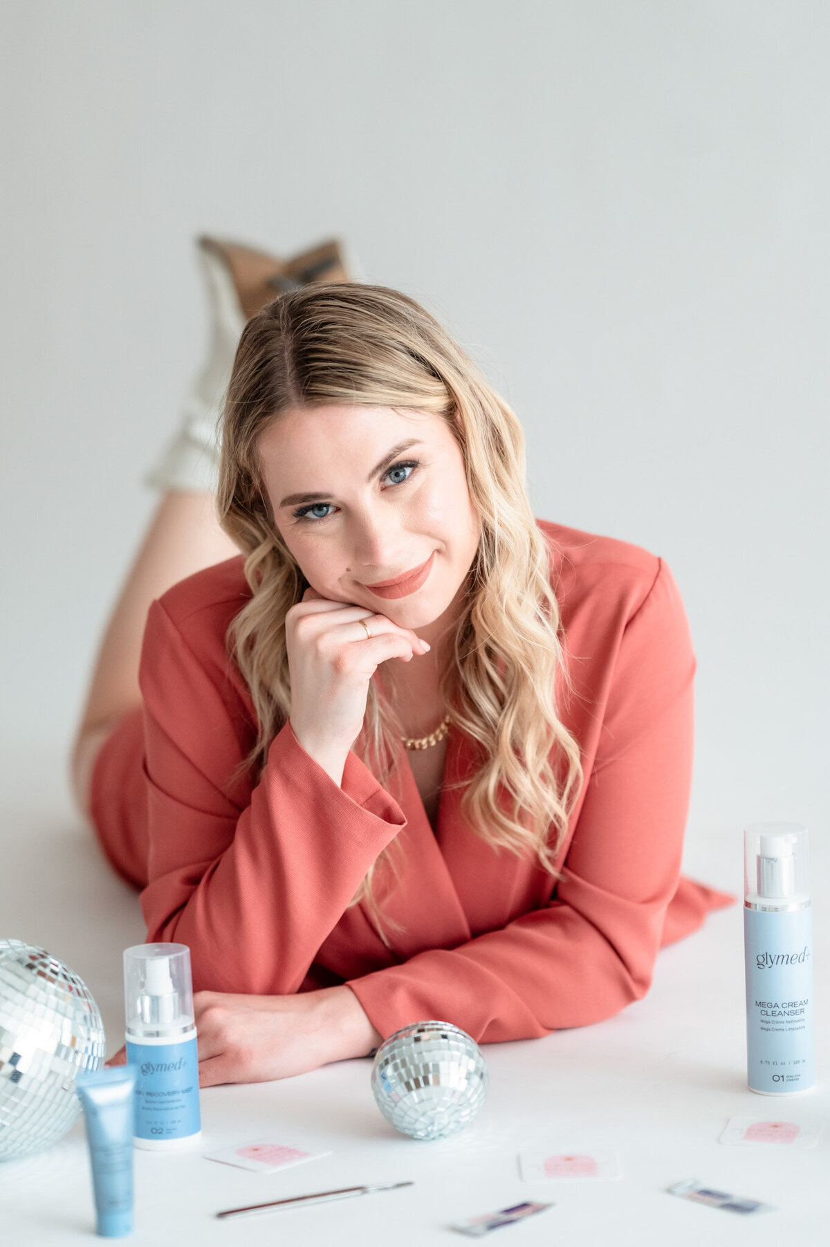 glowhemian-esthetics-skin-care-studio-branding-session 2