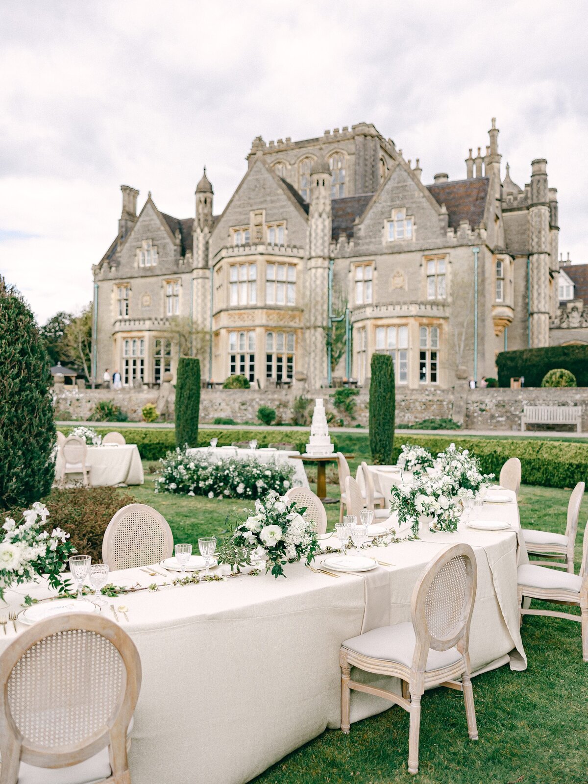 devere tortworth costworlds wedding inspiration-81