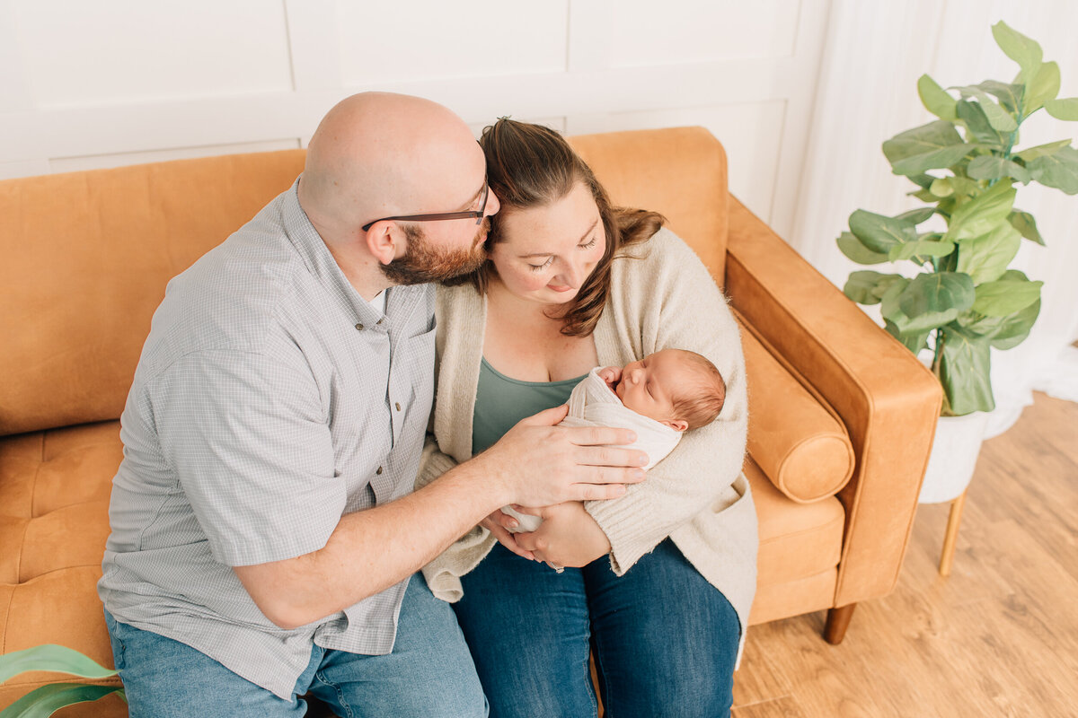 Sharon Leger Photography | Canton Connecticut Newborn and Family Photographer | Burlington, CT-6