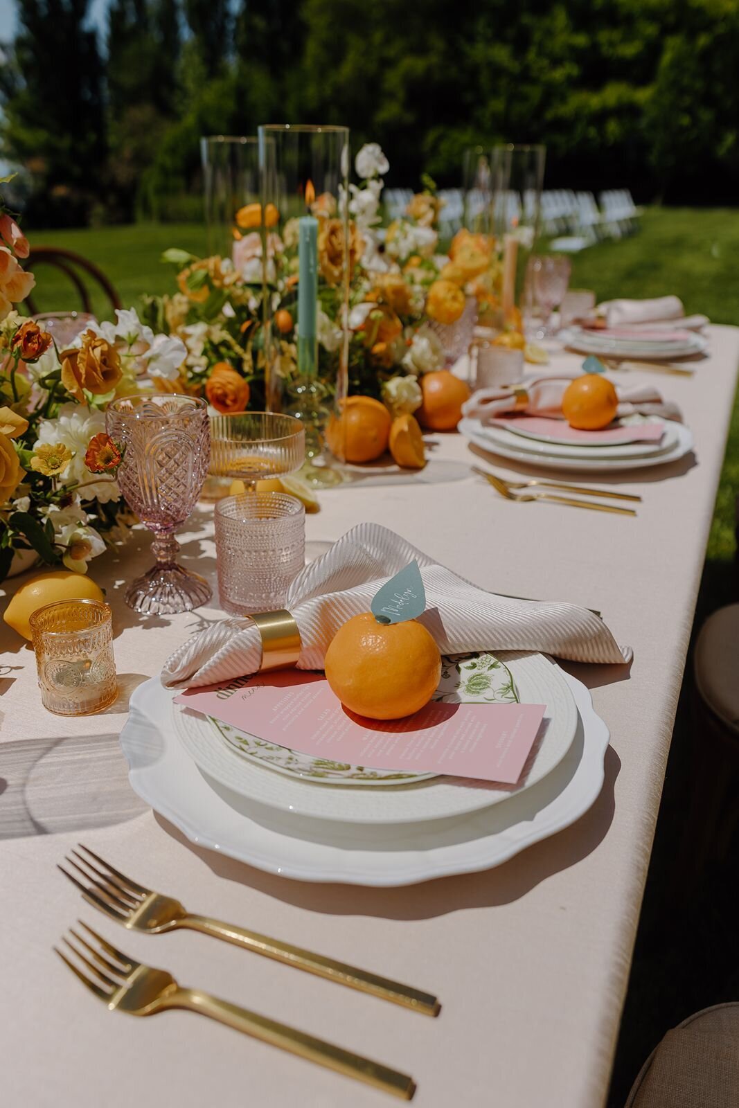 green-and-orange-tablescape