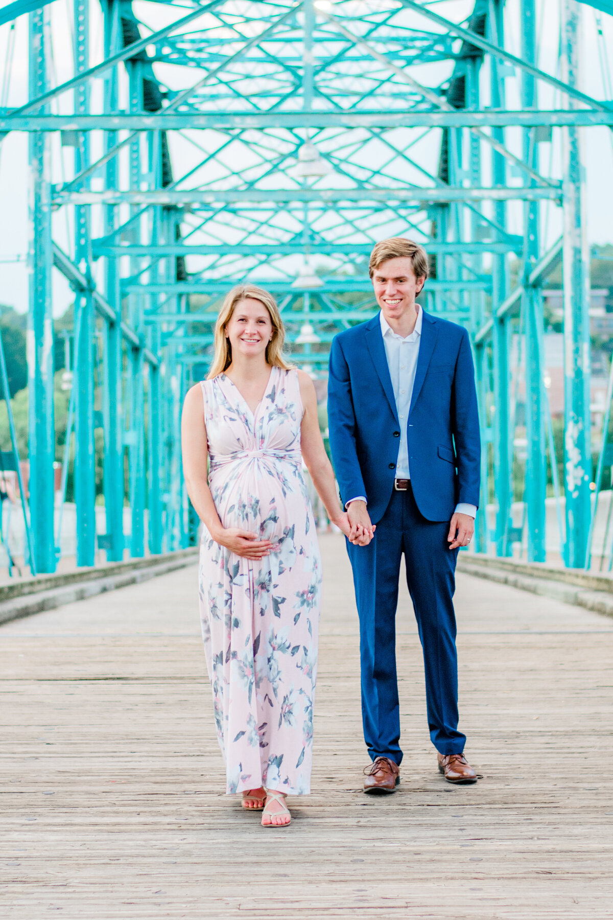 maternity session in chattanooga